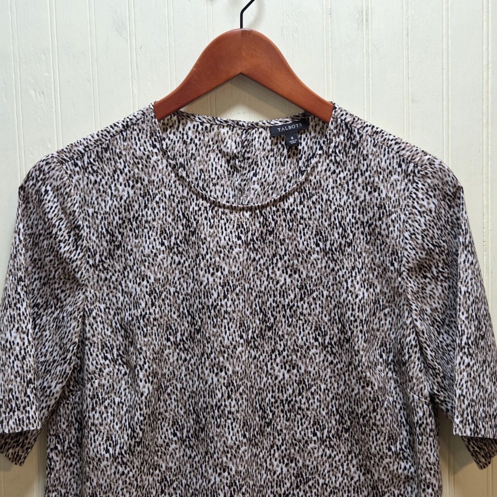 Talbots Blouse Womens‎ 8 Beige Animal Print Short Sleeve Career Office Top